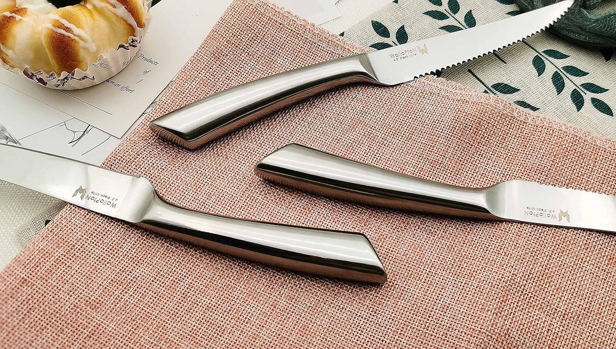 Steak Knives Set of 8 - High Carbon Stainless Steel, Dishwasher Safe - Polished Blade & Handle, Straight Edge - 4.5'' Kitchen Dinner Table Knife Set Non Serrated