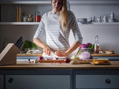 WÜSTHOF Gourmet Two and a Half Inch Paring Knife | 2.5" Paring Knife | Precise Laser Cut High Carbon Stainless Steel Paring Utility Knife – Model, Black