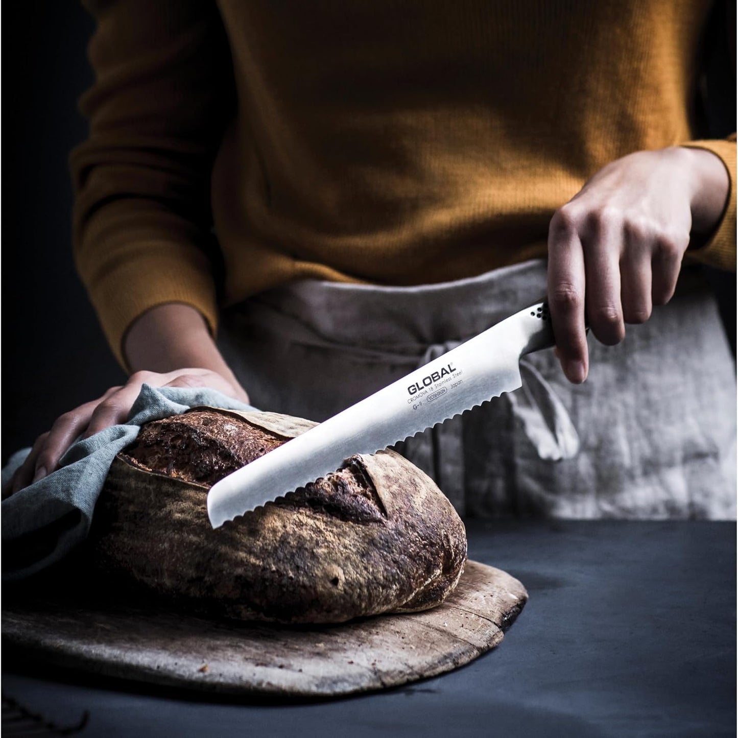 Global G-9-8-3/4 inch, 22cm Bread Knife, 8.75", Stainless Steel