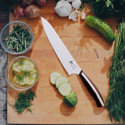 [NAGOMI] 8.5 inch Premium Slicing Knife, Stainless Steel HRC58 Carving Knife for Slicing Roasts, Meats, Sashimi, Fruits and Vegetables | Black Stylish Gift Box