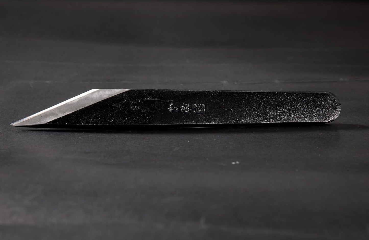 Wazakura Kiridashi Knife - Left Hand Japanese Marking & Woodworking Knife | Hand Forged Razor Sharp Carbon Steel Blade Made in Japan (18mm Left Hand)