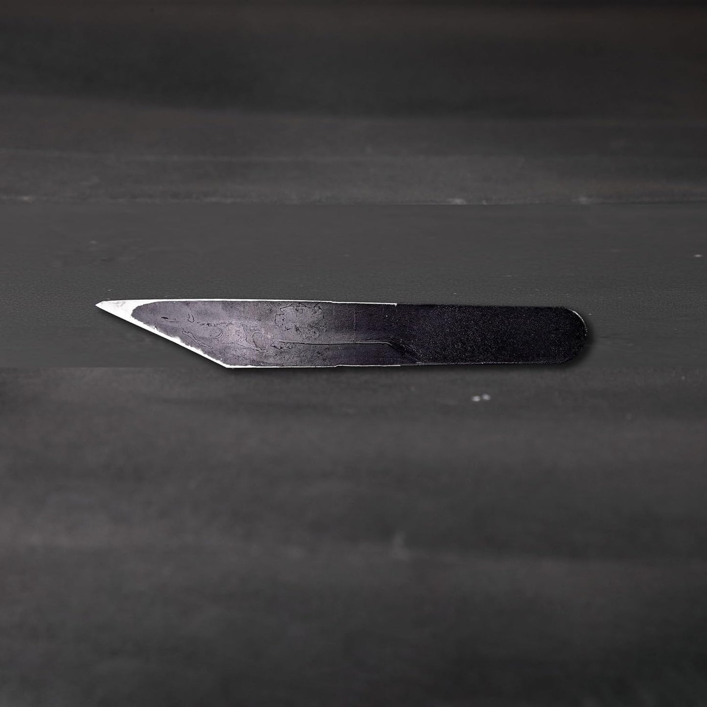Wazakura Kiridashi Knife - Left Hand Japanese Marking & Woodworking Knife | Hand Forged Razor Sharp Carbon Steel Blade Made in Japan (18mm Left Hand)
