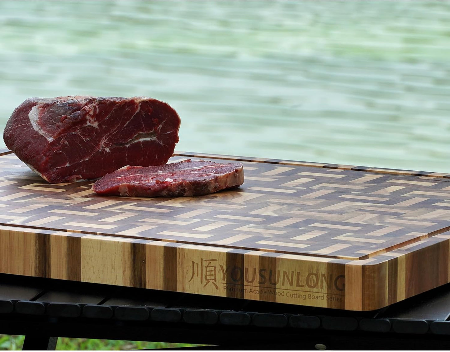End Grain Cutting Board - 20"L x 16"W x 1.5"Th - Butcher Block Built-In Juice Grooves & Handle - Chopping Board Made of Acacia Wood Mixed With Oak - Barbecue Tray,Cooktop Board