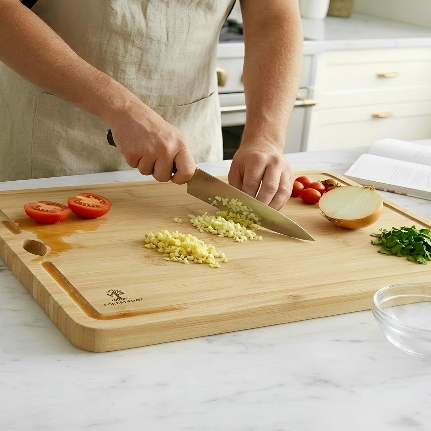 Premium End Grain Bamboo Cutting Board for Kitchen, 15 x 10 Inch Heavy Duty Butcher Block with Juice Groove, Built-In Handle, Hanging Hole & Reversible Design for Meat, Vegetables & Fruits