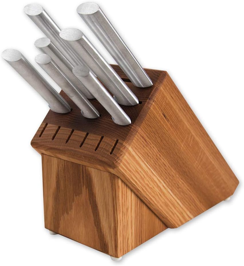 Essential Oak Block (B58) | 13 Knife Slots, Non-Scratch Pads, 8" x 9" x 5"