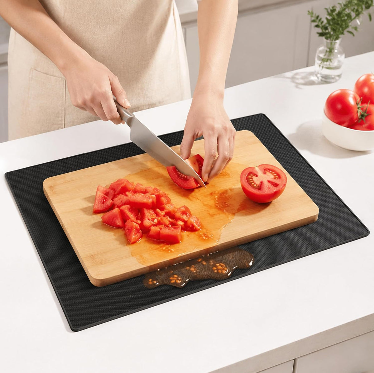 Upgraded 10” x 15” Non-Adhesive Non-Slip Cutting Board Mat, Multi-Purpose Non-Slip Pad for Chefs & Home Cooks, Safety Grip Mat Under Kitchen Cutting Boards, Drawer Liners (Black, 1 Pack)