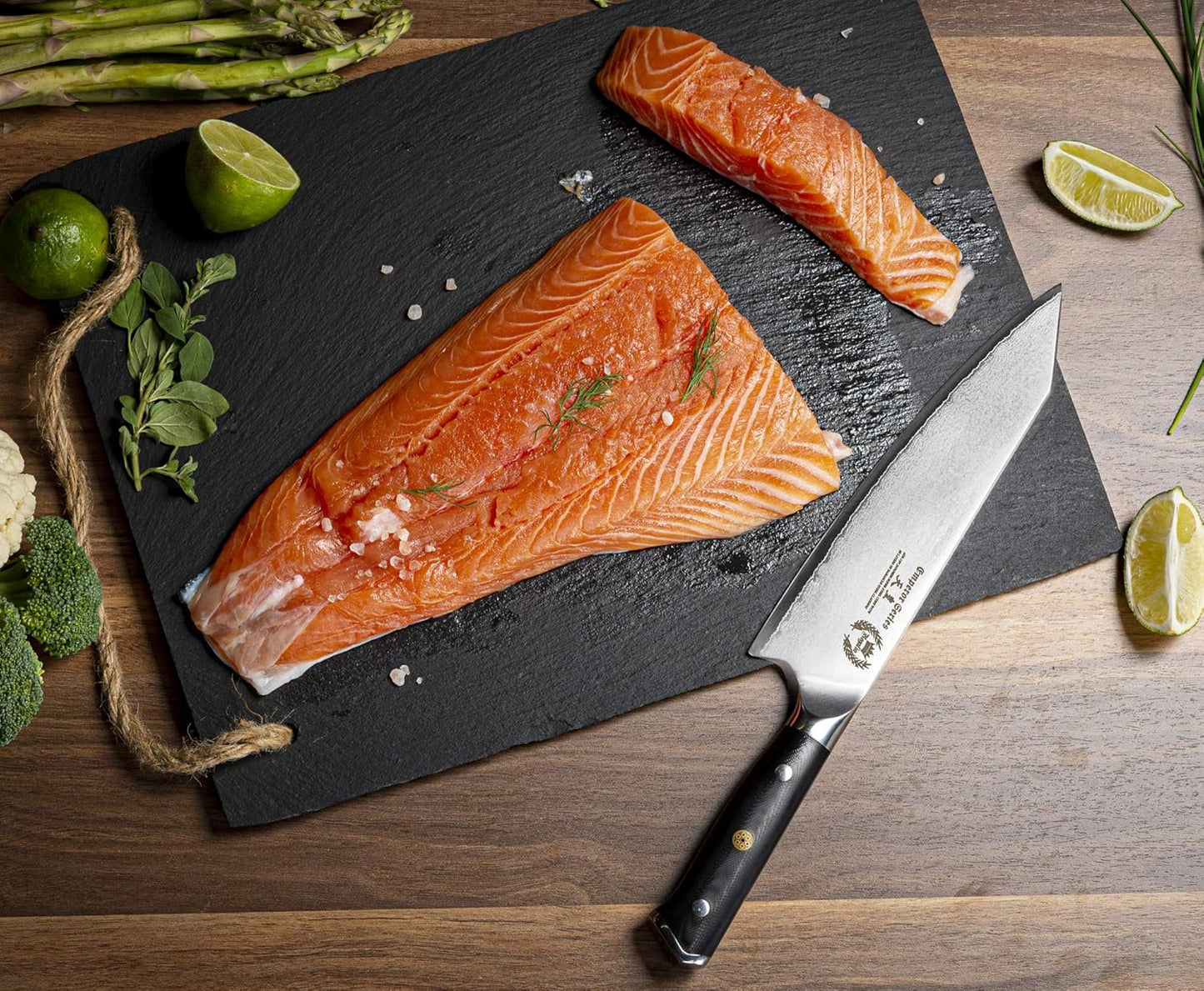 Kiritsuke Chef Knife: Professional Japanese 8.5 Inch AUS10 Premium High Carbon 67 Layer Damascus Steel Chef’s knives w/G-10 Handle Knives