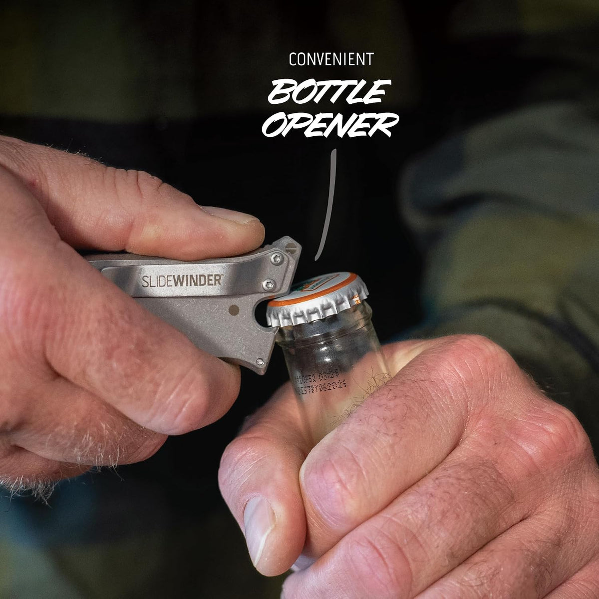 SlideWinder - Utility Knife Multitool with Standard Replaceable Razor Blade, Screwdrivers, Prybar, Bottle Opener and Pocket Clip with Locking Auto-Retracting Blade