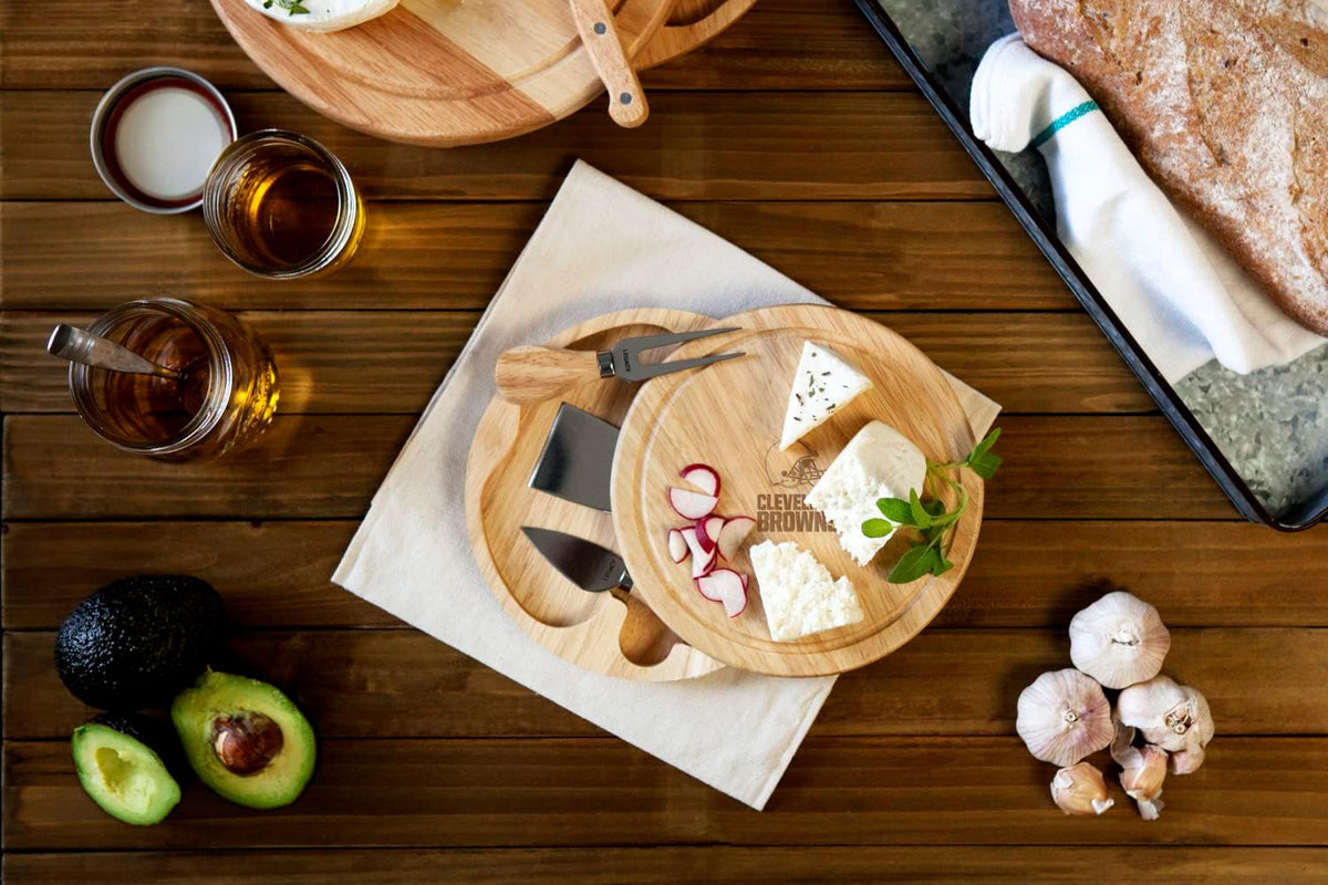 Picnic TIME NFL Brie Cheese Board and Knife Set - Charcuterie Board Set - Wood Cutting Board