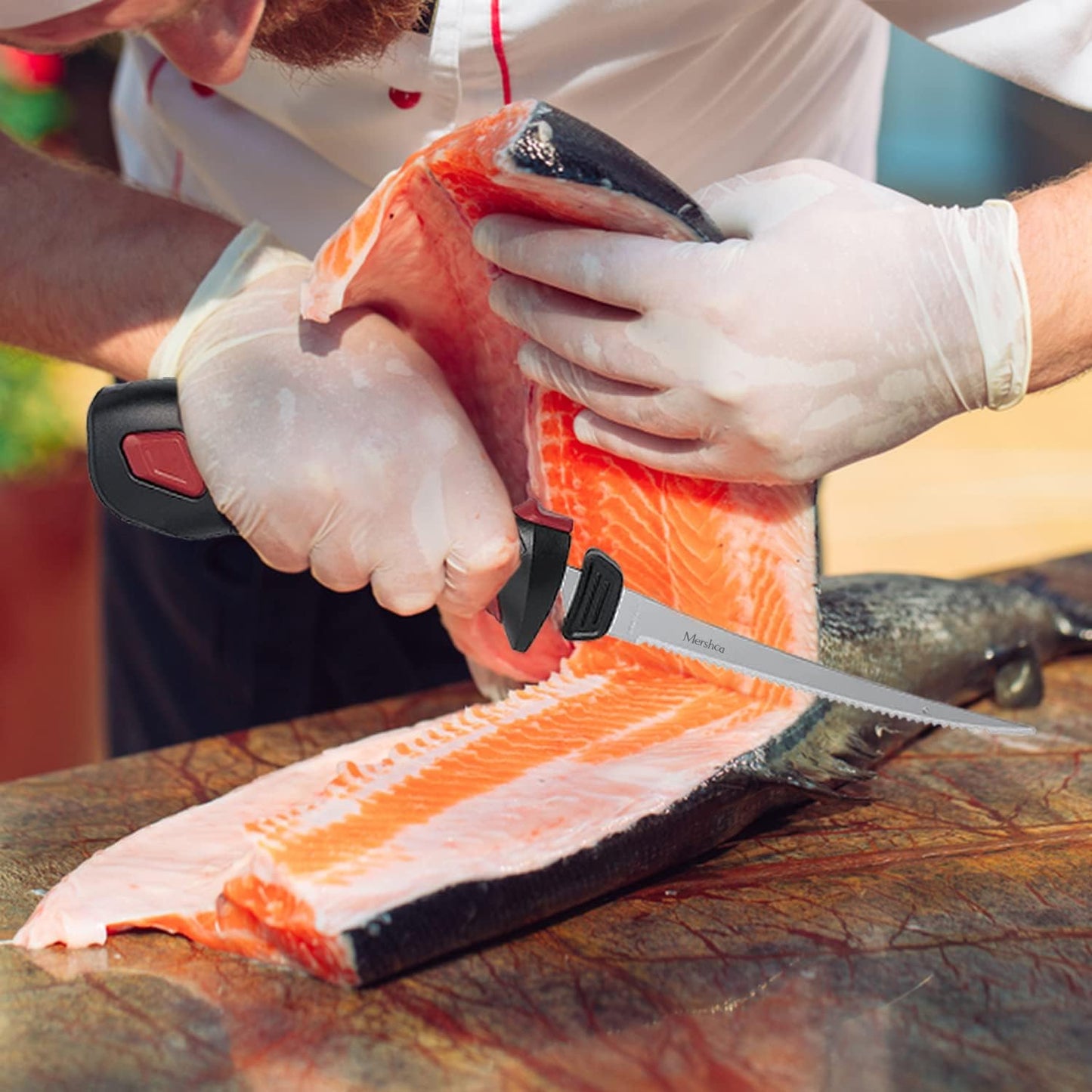 Cordless Electric Fillet Knife, with 5 Ti-Nitride S.S. Coated Non-Stick Reciprocating Blades & Cooling Hole Non-Slip Grip Handle & Practical handbag, Rechargeable Electric Knife for Fishing