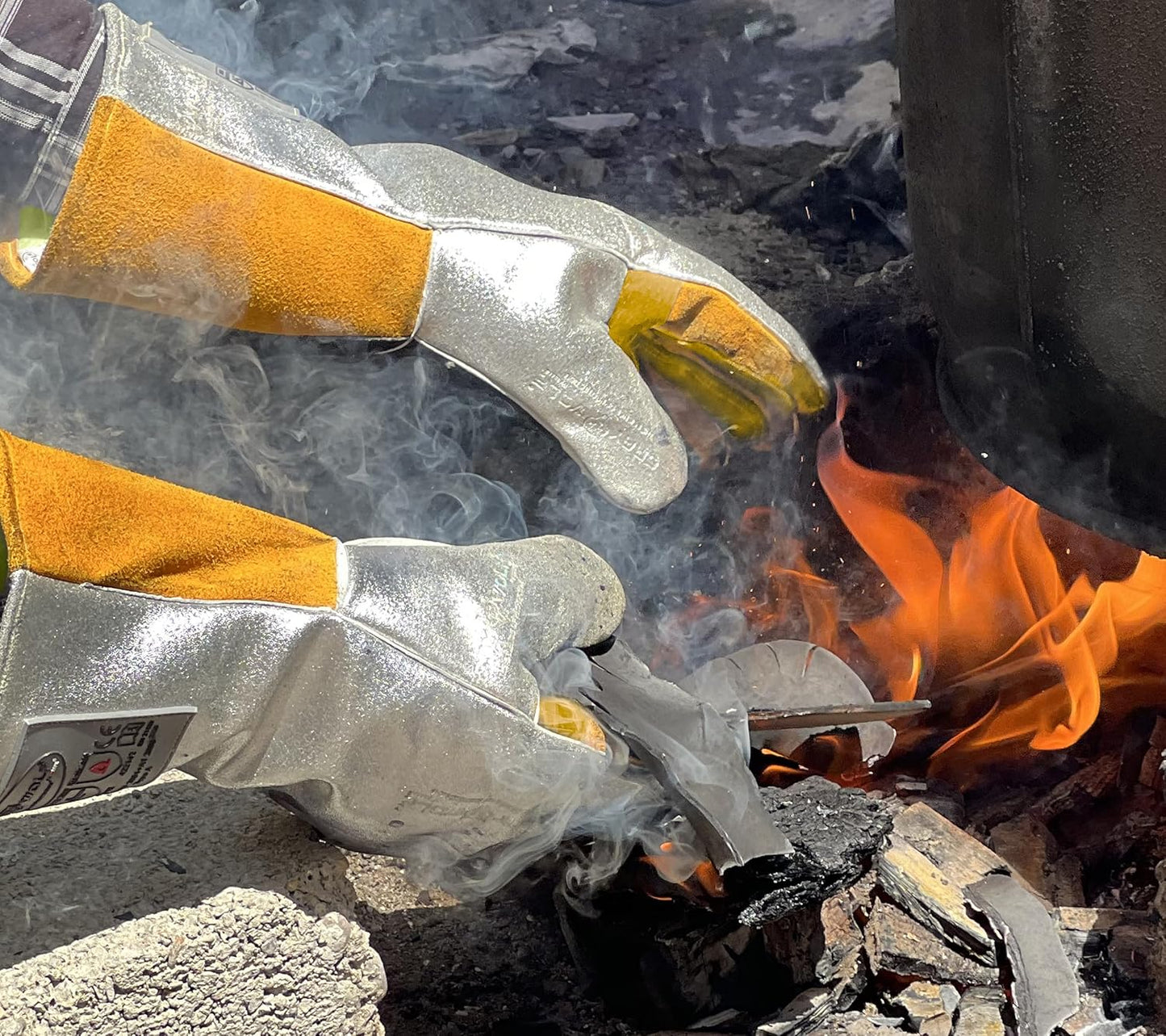 ® Graywolf® Kevlar Aluminized Heat Resistant Welding Glove/Large/1472°F │Fire Gloves│Kevlar Gloves│High Heat │Foundry glove│