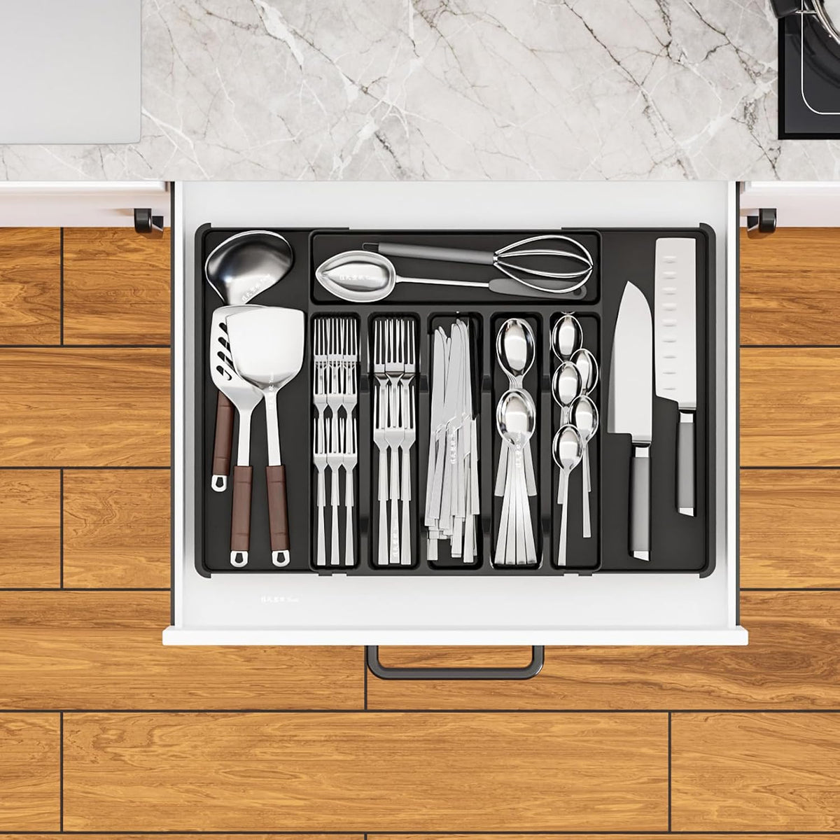 Clear Expandable Silverware Drawer Organizer - Adjust From 11'' to 22'' - Knife,Cutlery,Spoons and Forks Organizer,Large 8 Grid Flatware,Silverware Tray,Utensil Organizer for Kitchen Drawers