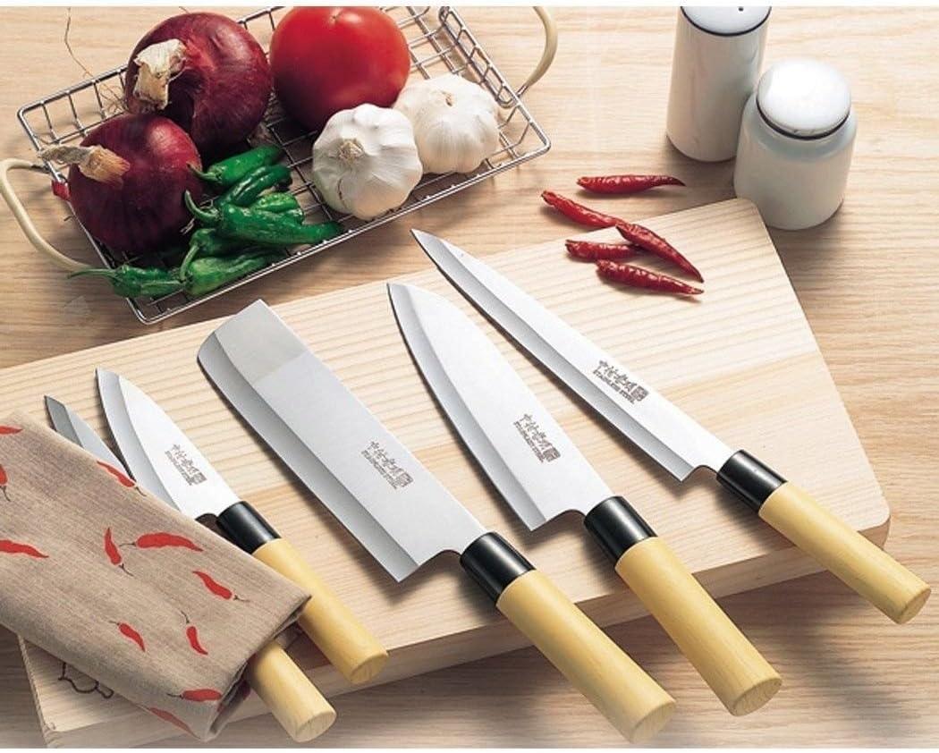 Japanese Kitchen Knife Set of 5 (Wooden Box Case) Mr. Takaaki Nakamura