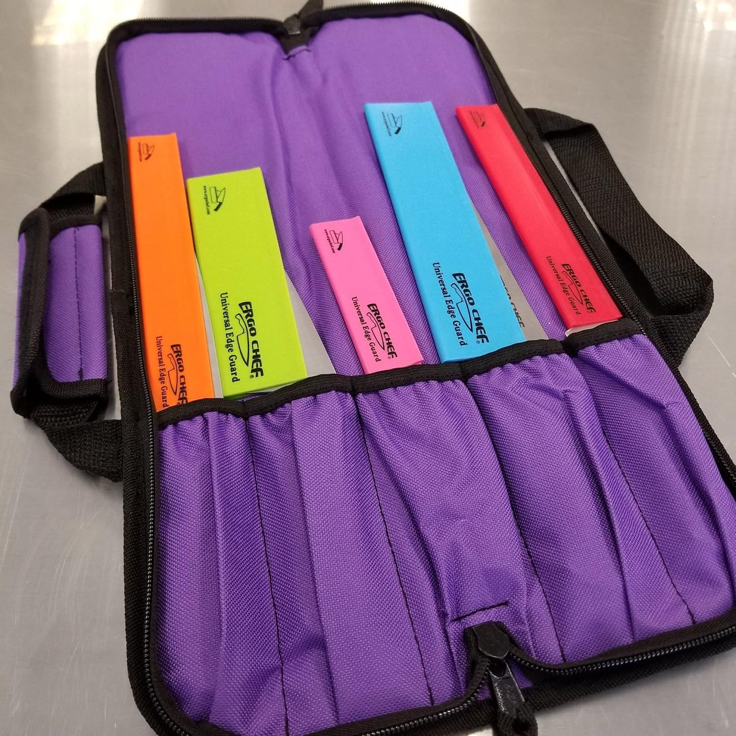 5 Pocket Knife Roll Bag Bi-Fold (Black) with 5pc. (Black) Knife Edge Guards, Durable Nylon/Polyester Blend, Perfect for the Busy Chef