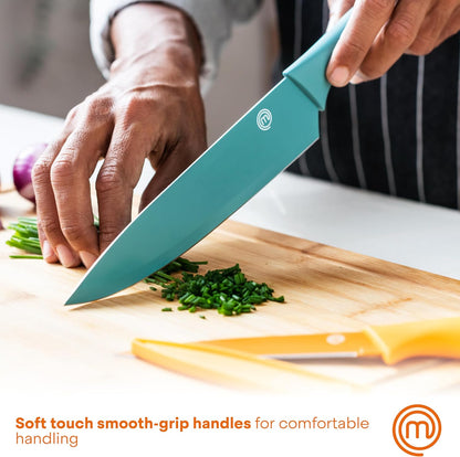 Knife Set with Block, 6 Kitchen Knives and a Universal Knife Holder, Extra Sharp Stainless Steel Blades for Precise Cutting with Non Stick Coating & Soft Touch Easy Grip Handles, Black