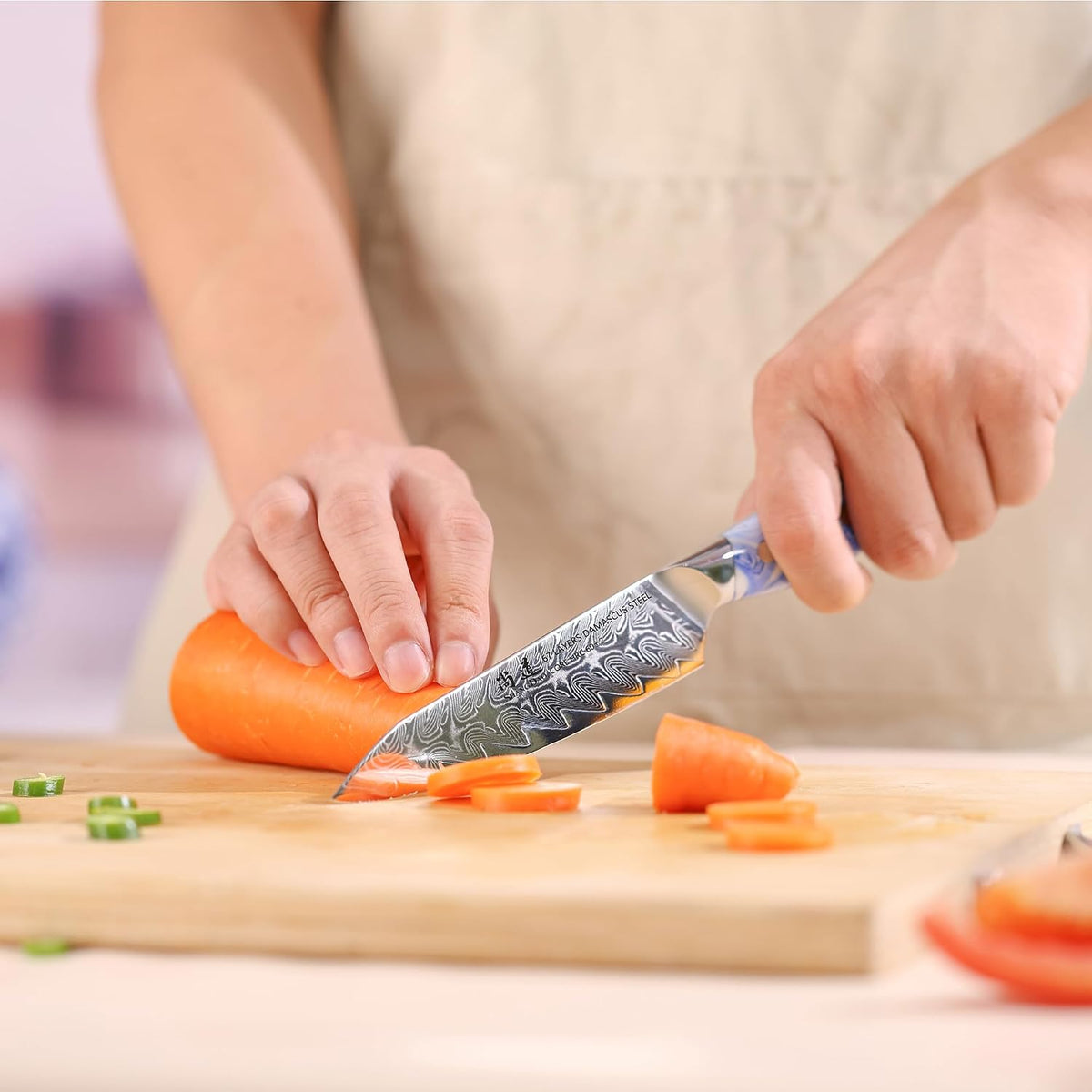 5 Inch Kitchen Utility Knife Razor Sharp Fruit and Vegetable Peeling Knives, Forged Damascus Steel with Blue and White Resin Handle - Full Tang - HUA Series
