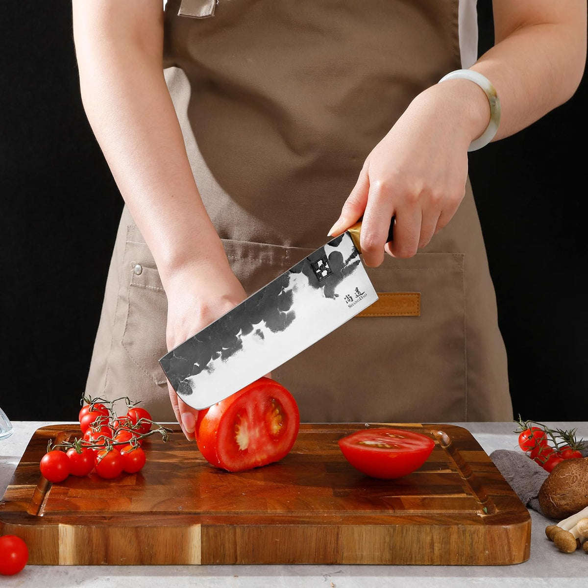 Japanese Nakiri Chef Knife 7 Inch, Professional Nakiri Knife, High Carbon Stainless Steel Hand Forged Vegetable Kitchen Knife, Sharp Meat Cleaver Kitchen Knives, wood Handle and Gift Box