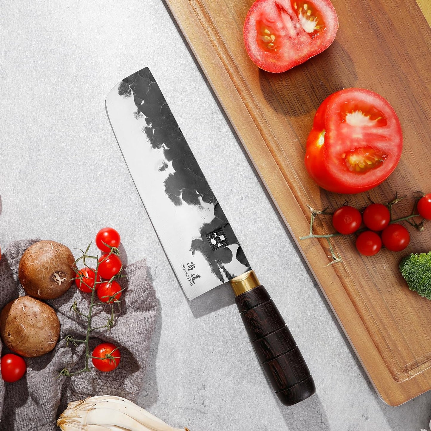 Japanese Nakiri Chef Knife 7 Inch, Professional Nakiri Knife, High Carbon Stainless Steel Hand Forged Vegetable Kitchen Knife, Sharp Meat Cleaver Kitchen Knives, wood Handle and Gift Box