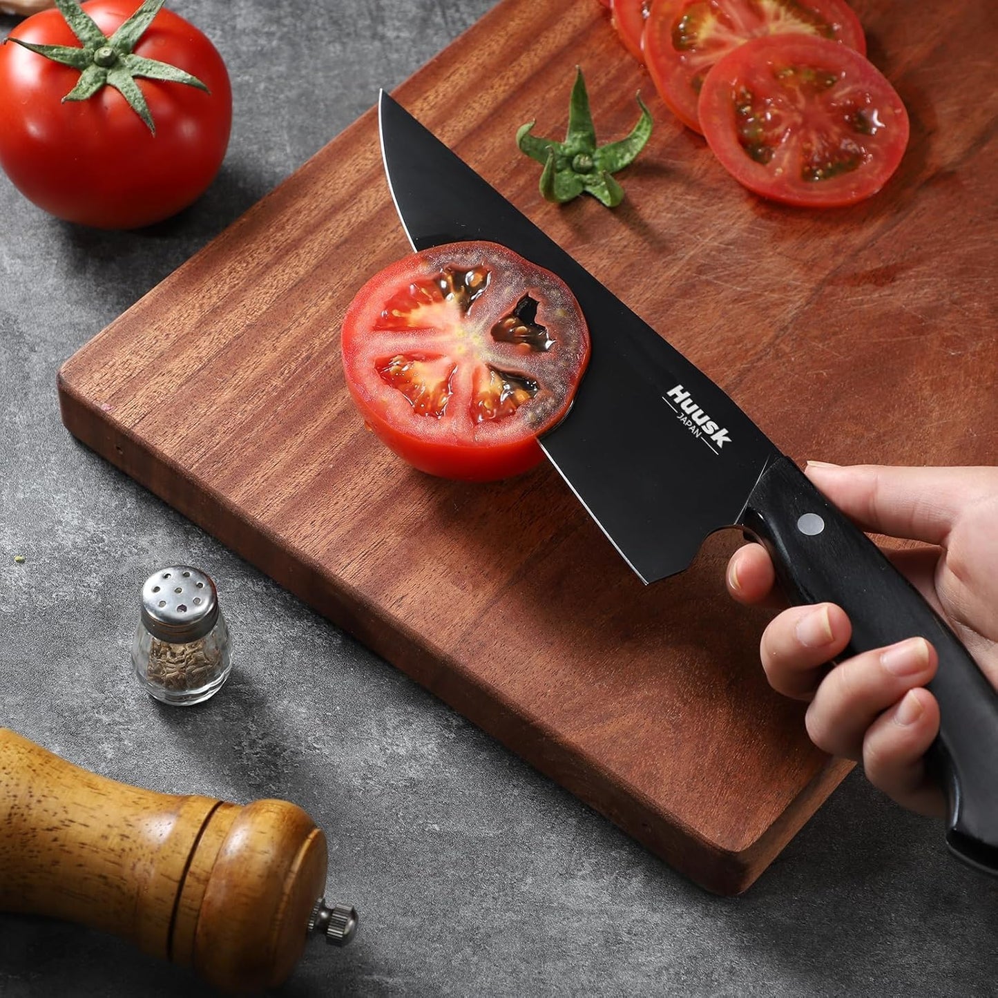 Huusk Serrated Bread Knife 8", Sourdough Bread Knife, Gift for Bakers | Serrated Knife for Homemade Breads Slicing Cake Bagels Baguettes, Stainless Steel Blade & Resin Handle