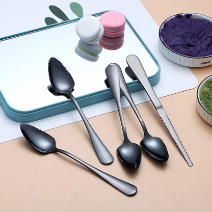 Black Grapefruit Spoons 3 Pieces Set, 2 Stainless Steel Grapefruit Spoon And 1 Grapefruit knife With Titanium Plating, Grapefruit Utensil Set, Serrated Edges Spoon pack of 3 (Black)
