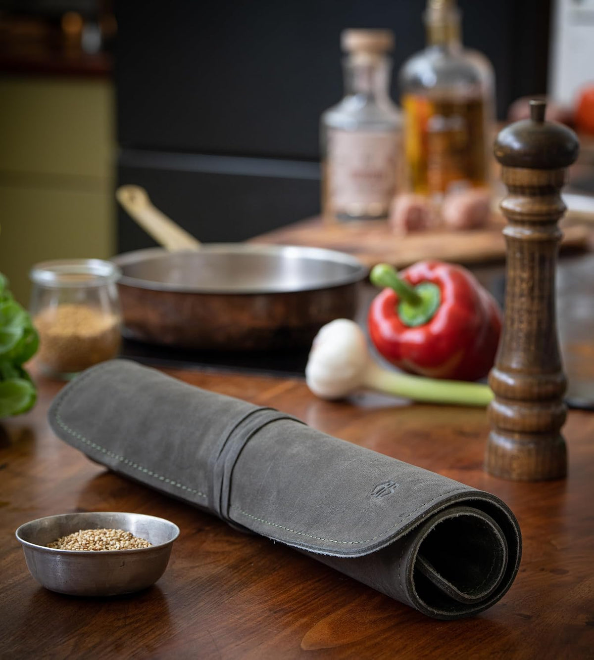 Knife Bag for Chefs–knife Roll Bag leather 7 slots – Leather Knife Case Noah (brown)