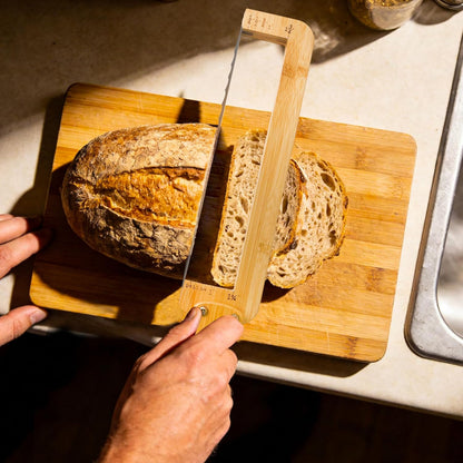 Bread Knife for Homemade Bread with 4 Thickness Guides & Ergonomic Offset Handle, Sourdough Slicer for Bagels and Baguettes, Bow Cutting Knife with Stainless Steel Serrated Saw