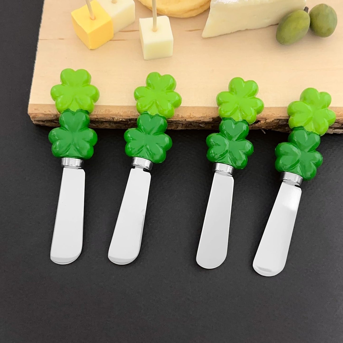 Jelly Bear Cheese Spreaders, Hand-Painted Resin Handles with Stainless Steel Blades for Spreading Cream Cheese, Butter, Jam, or Sandwich, Set of 4