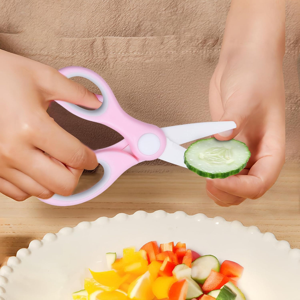 Ceramic Baby Food Scissors - Portable Shears - Healthy Food Cutter with Dust Cover and Storage Case - Cuts Meat, Chicken, Vegetables, Fruits (2-Pack)