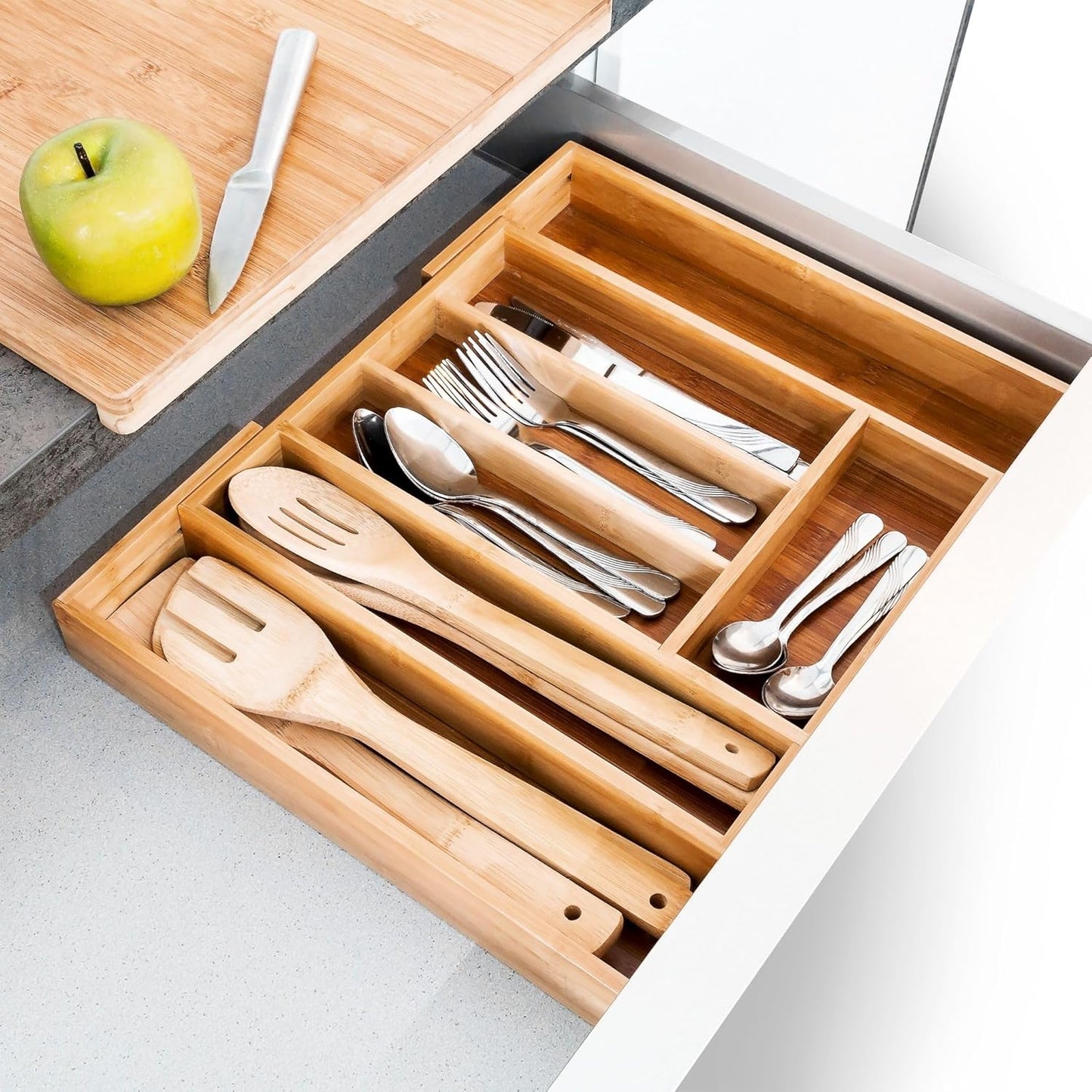 Bamboo Drawer Organizer - Expandable Kitchen Utensil Holder, Adjustable Silverware Drawer Organization, Kitchen Wooden Tray for Cutlery, Flatware & Stationery, 6-8 Slots (Natural)