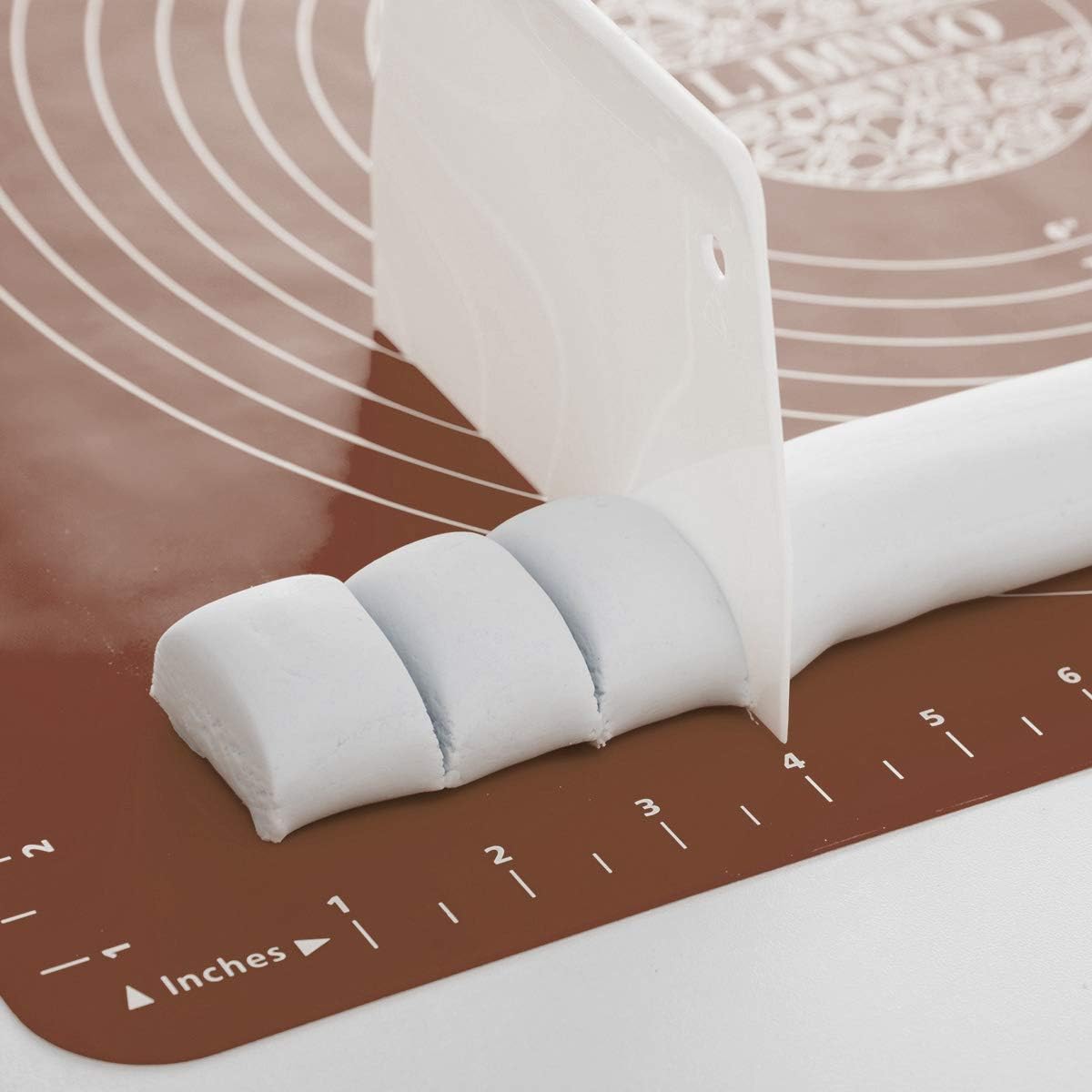 Silicone Baking Mat, Extra Thick Large Non Stick Pastry Mat Sheet for Dough Pie Crust Rolling Mats (Brown, M-16''(W)*20''(L))