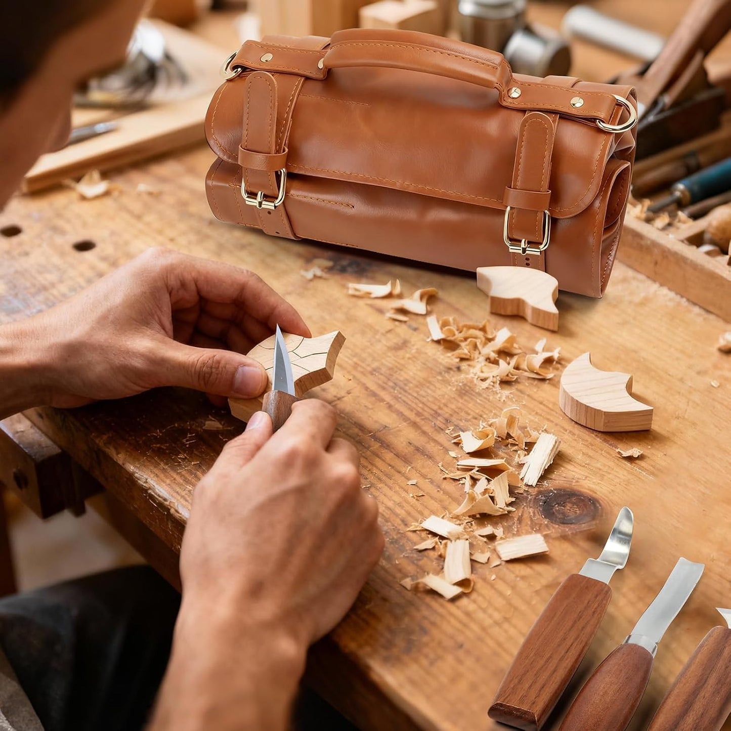 Wood Carving Kit,26pcs Wood Carving Tools with 4 Wood Carving Knives,4 Detail Knives,10 Basswood Blocks,Ergonomic Handle Design,Thick Leather Storage Bag,Whittling Kit for Beginners Adults Kids Hobby