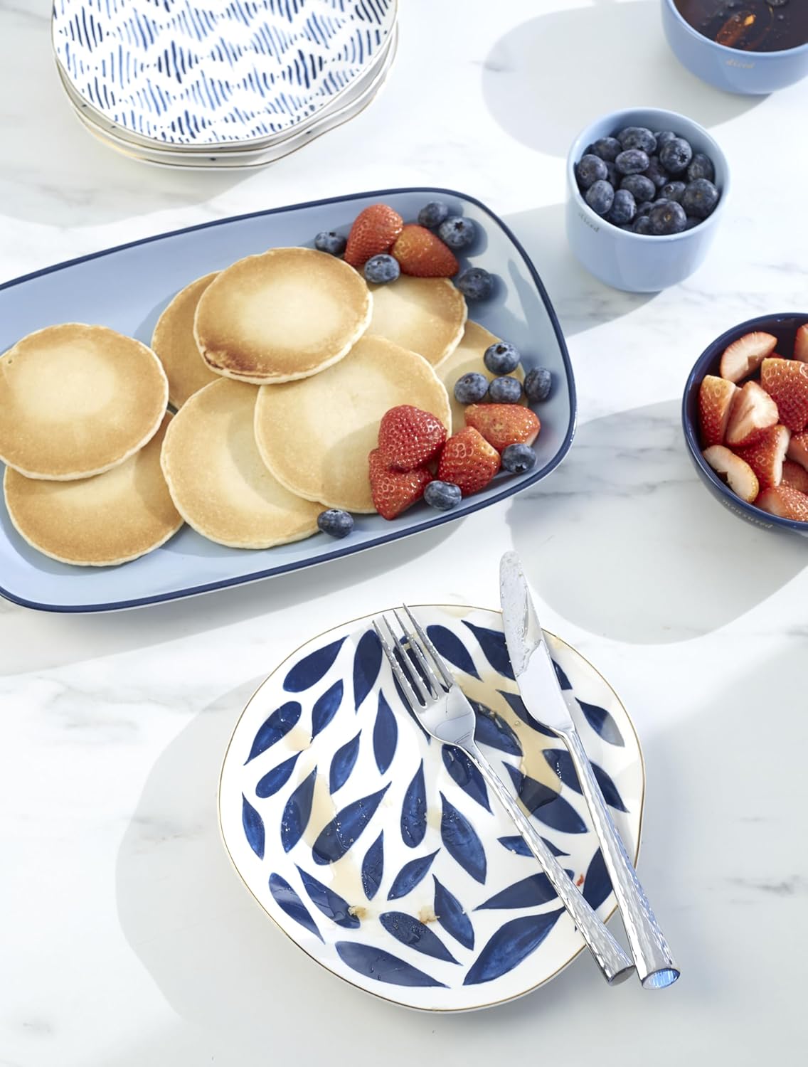 895698 Blue Bay 2-Piece Glass Cutting Board Set