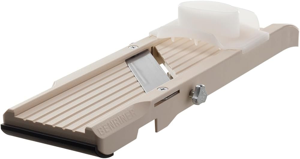 Mandoline Jumbo Slicer, Japanese Stainless Steel Blade, Beige