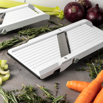 Mandoline Jumbo Slicer, Japanese Stainless Steel Blade, Beige