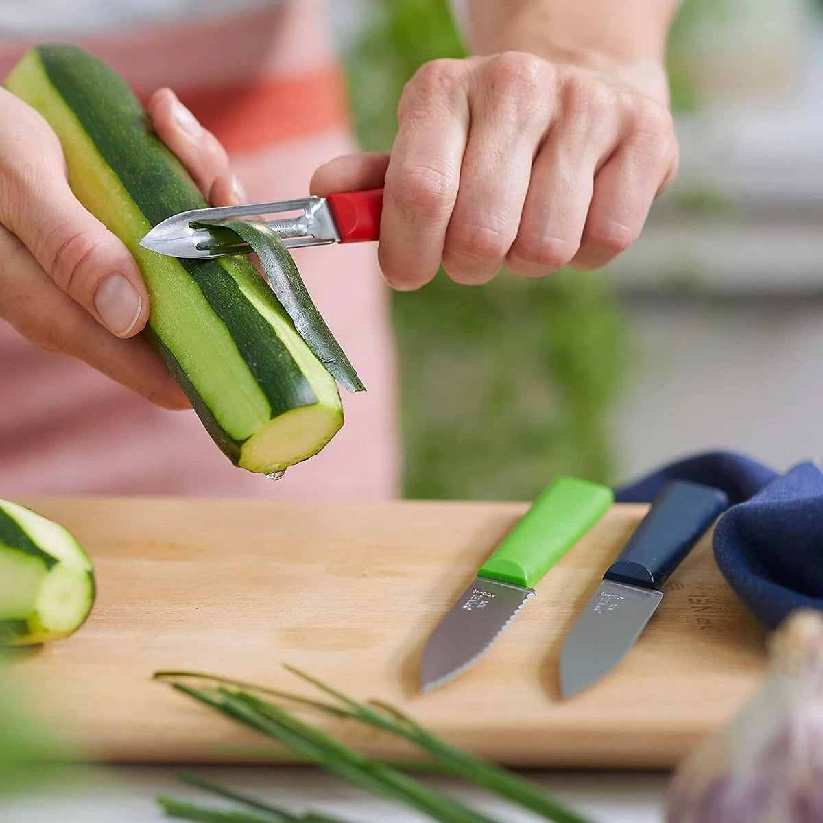 Les Essentials+ Trio Set, Paring, Serrated Paring, Peeler