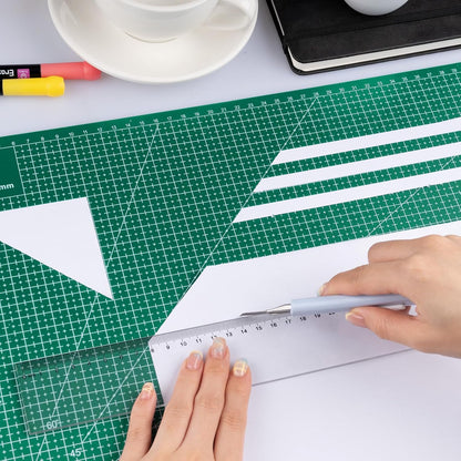 2 Pcs Large Cutting Mat Self Healing,Double Sided,Grid Line And Angles Help To Cut Precisely,Craft Mats for Scrapbooking, Quilting, Sewing and All Arts,Non Slip & Easy Clean ((A3 & A4 Green)
