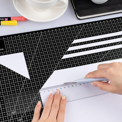 2 Pcs Large Cutting Mat Self Healing,Double Sided,Grid Line And Angles Help To Cut Precisely,Craft Mats for Scrapbooking, Quilting, Sewing and All Arts,Non Slip & Easy Clean ((A3 & A4 Green)