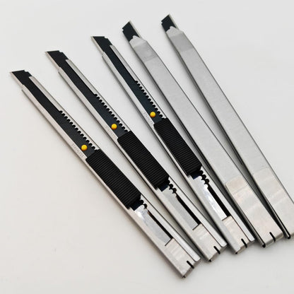 5pcs Right and Left Hand Stainless Steel Lockable Cutter Knife / 9mm Snap Off Blades / 30 Degree Foil Knife/Utility Knife/Graphic Knife/Great for Foils, Wallpaper, Crafts, Cartons