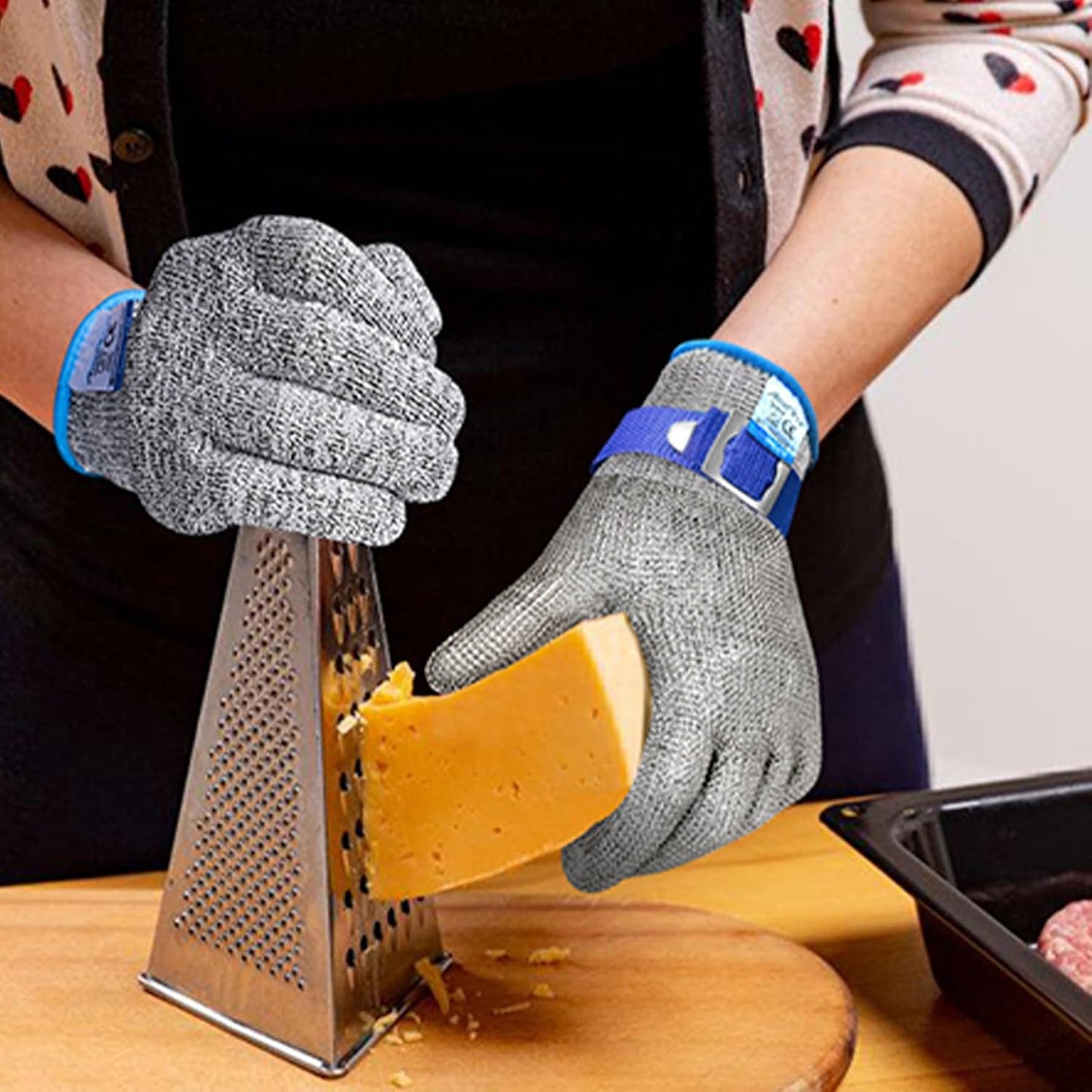 Cut Resistant Gloves Food Grade & Stainless Steel Mesh for Oyster Shucking Butcher Kitchen Meat and Fish Slicing