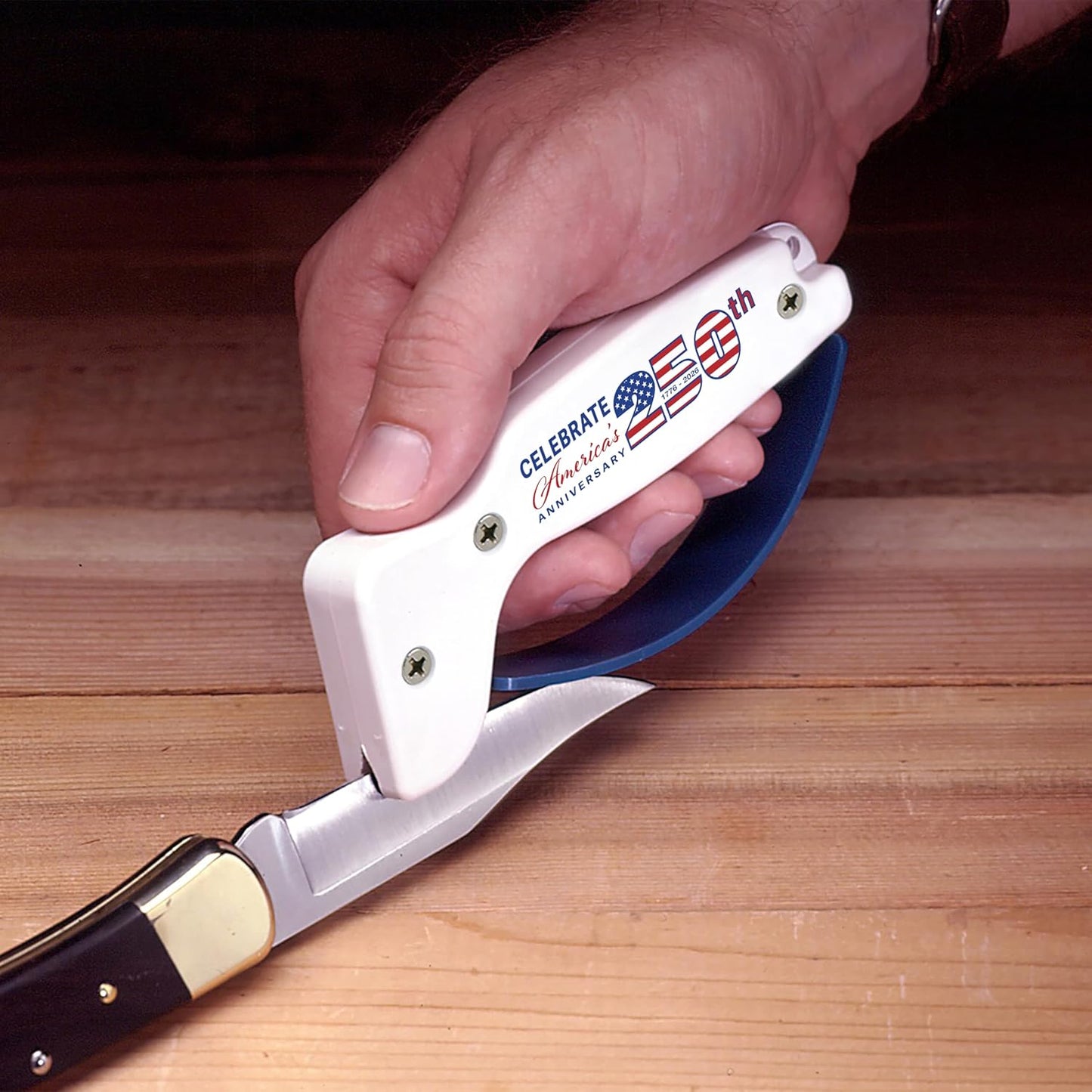 AccuSharp Knife Sharpener, Ergonomic Comfortable Handle, Compact & Easy to Use, Restore and Hone Straight & Serrated Knives, White