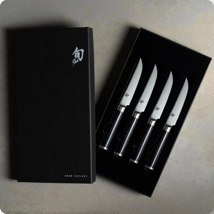 Classic 4 Piece Steak Knife Set | 4.75" Knives, Handcrafted Japanese Steak Knife Set, VG-MAX Core, Damascus Stainless Steel Cladding, Pakkawood Handle