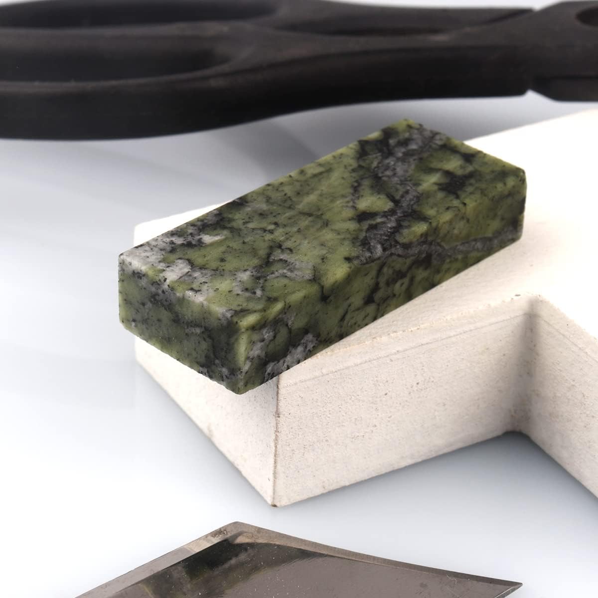 Mini Knife Sharpening Stone 1PC 10000# Whetstone Final Fine Polished Natural green Sharpener Oilstone (2 x 0.8 x 0.4 Inch)