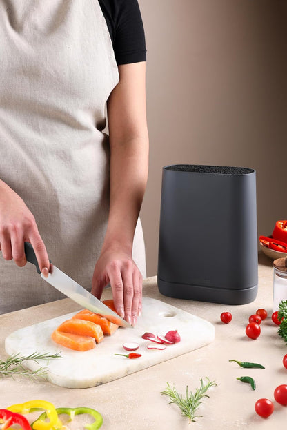 Universal Knife Block with Flexible Bristle Insert, Countertop Knife Holder for up to 5 Knives, Non-Slip Base, Removable Insert, Wheat Straw Kitchen Storage