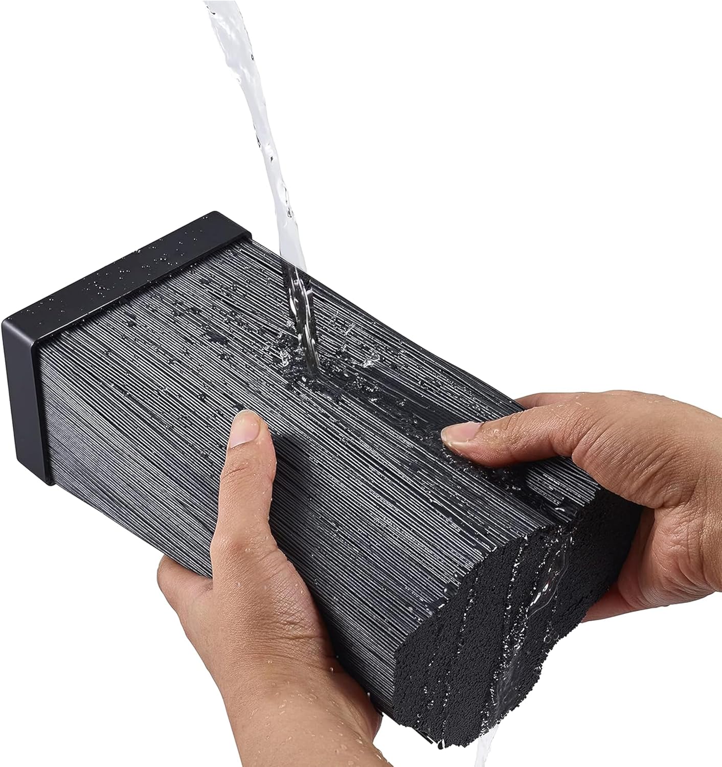 Universal Knife Block with Flexible Bristle Insert, Countertop Knife Holder for up to 5 Knives, Non-Slip Base, Removable Insert, Wheat Straw Kitchen Storage