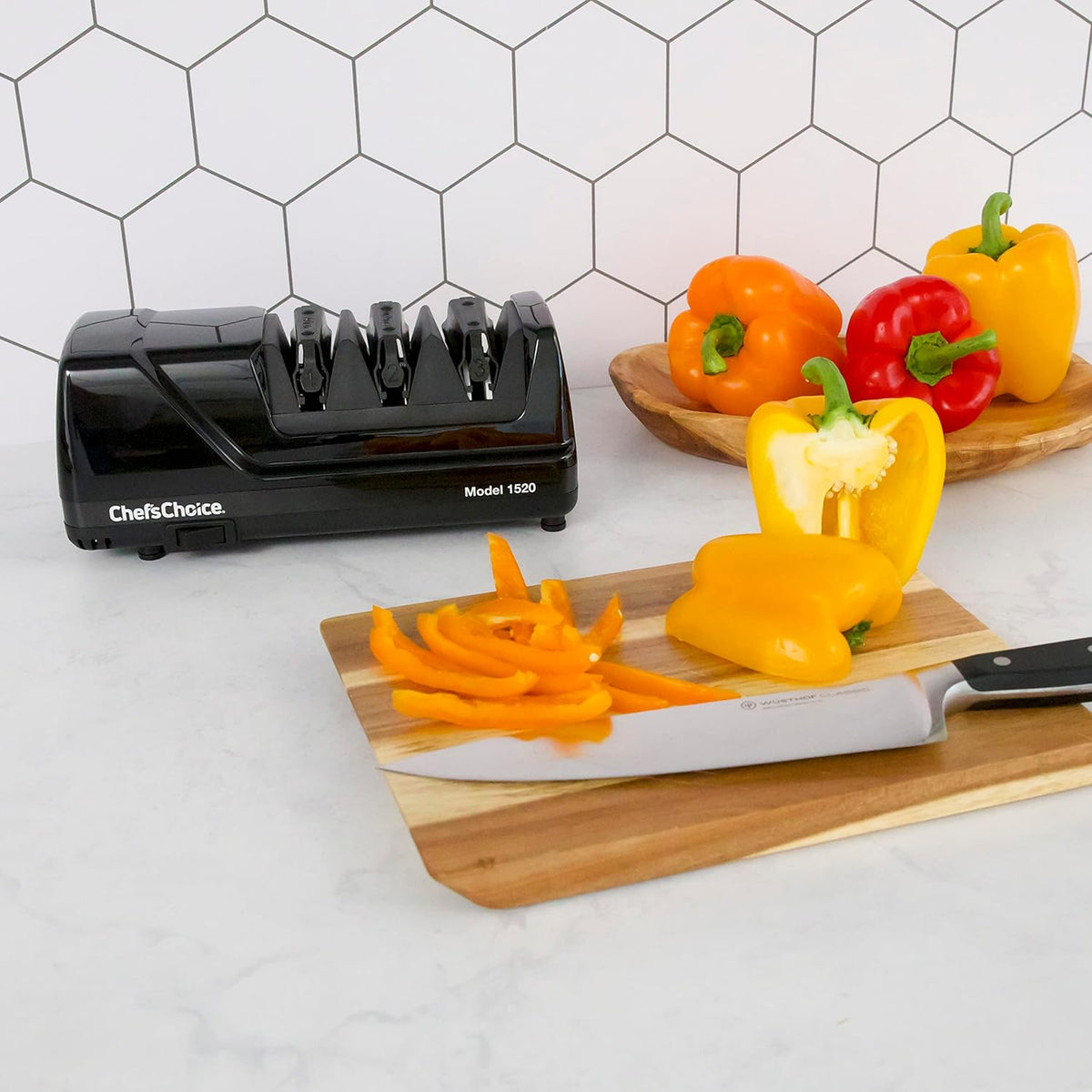 Professional Electric Knife Sharpeners AngleSelect for 15- and 20-Degree Straight-Edge and Serrated Knives with Diamond Abrasives & Precision Angle Control, 2-Stage, Black