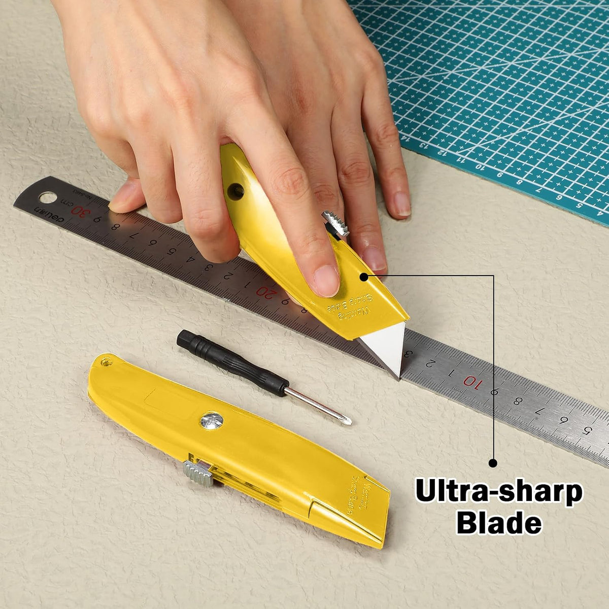 20 Pcs Box Cutter Bulk Retractable Utility Knife Heavy Duty Aluminum Alloy Razor Knife for Cardboard Box Carton Opener for DIY, Factory, Home Office(Red, Yellow, Blue, Green)