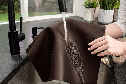 É, Set of 2, Extra Large, Thick, Silicone Mats for Kitchen Counter, Heat Resistant Mats, Countertop Protector, Non-Slip, Easy to Clean, 25 x 17 Inches x 1.4mm, Black