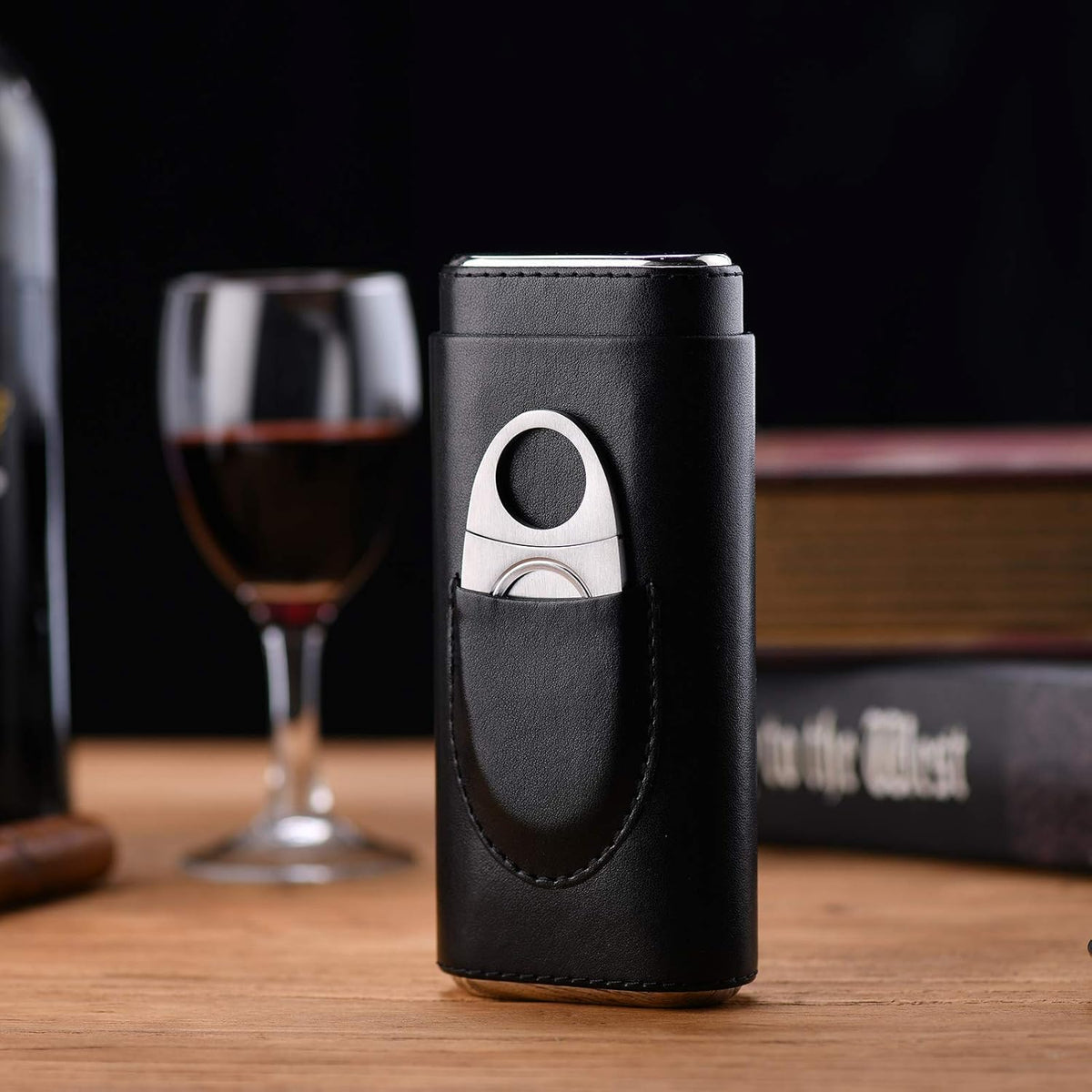 Cigar Cedar wood case lined - cigar travel cutter humidor case (Brown)