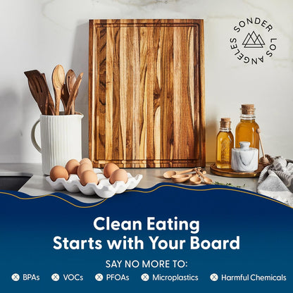 Winsome Acacia Wood Cutting Board | Acacia Edge Grain Cutting Board for Kitchen with Juice Groove & Sorting Compartment | Perfect for Charcuterie | Gift Box Included | 16x12x1.5 in