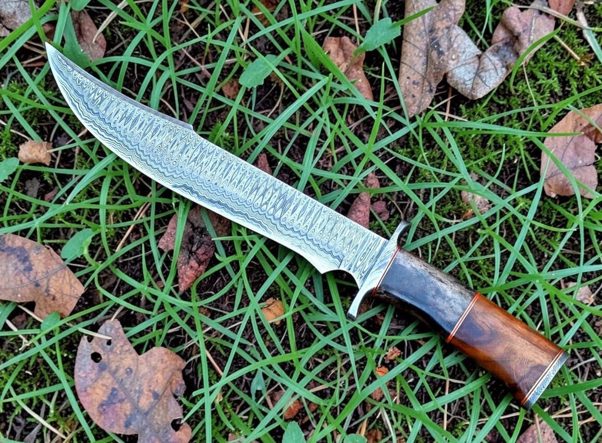 Poshland REG-734, Handmade Damascus Steel 13.5 Inches Hunting Knife - Rose Wood/Leather Handle